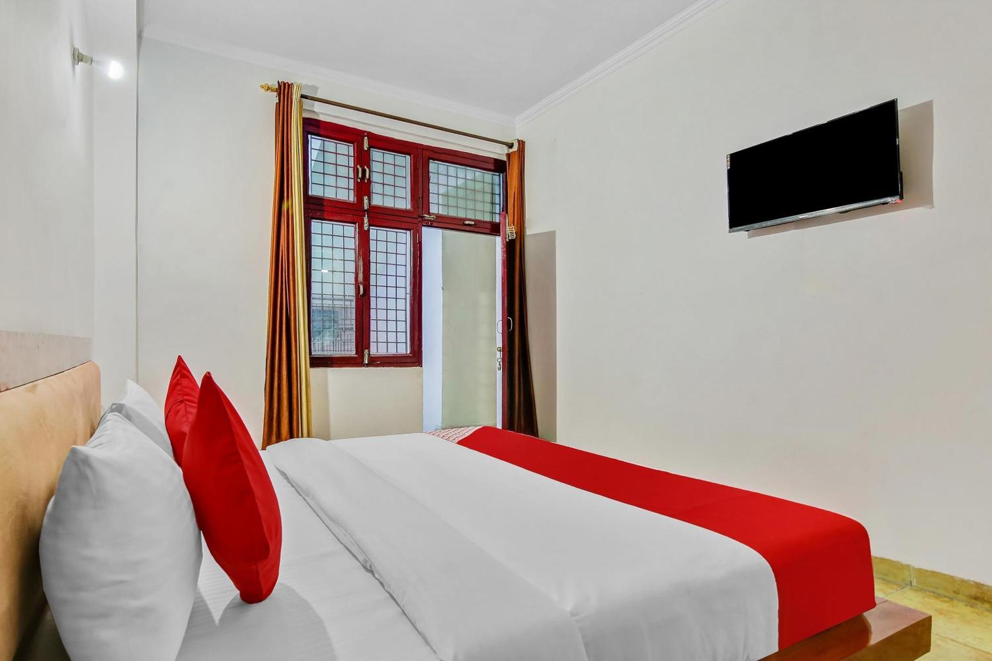 Hotel O Yash Hotel Ghaziabad Eksteriør billede