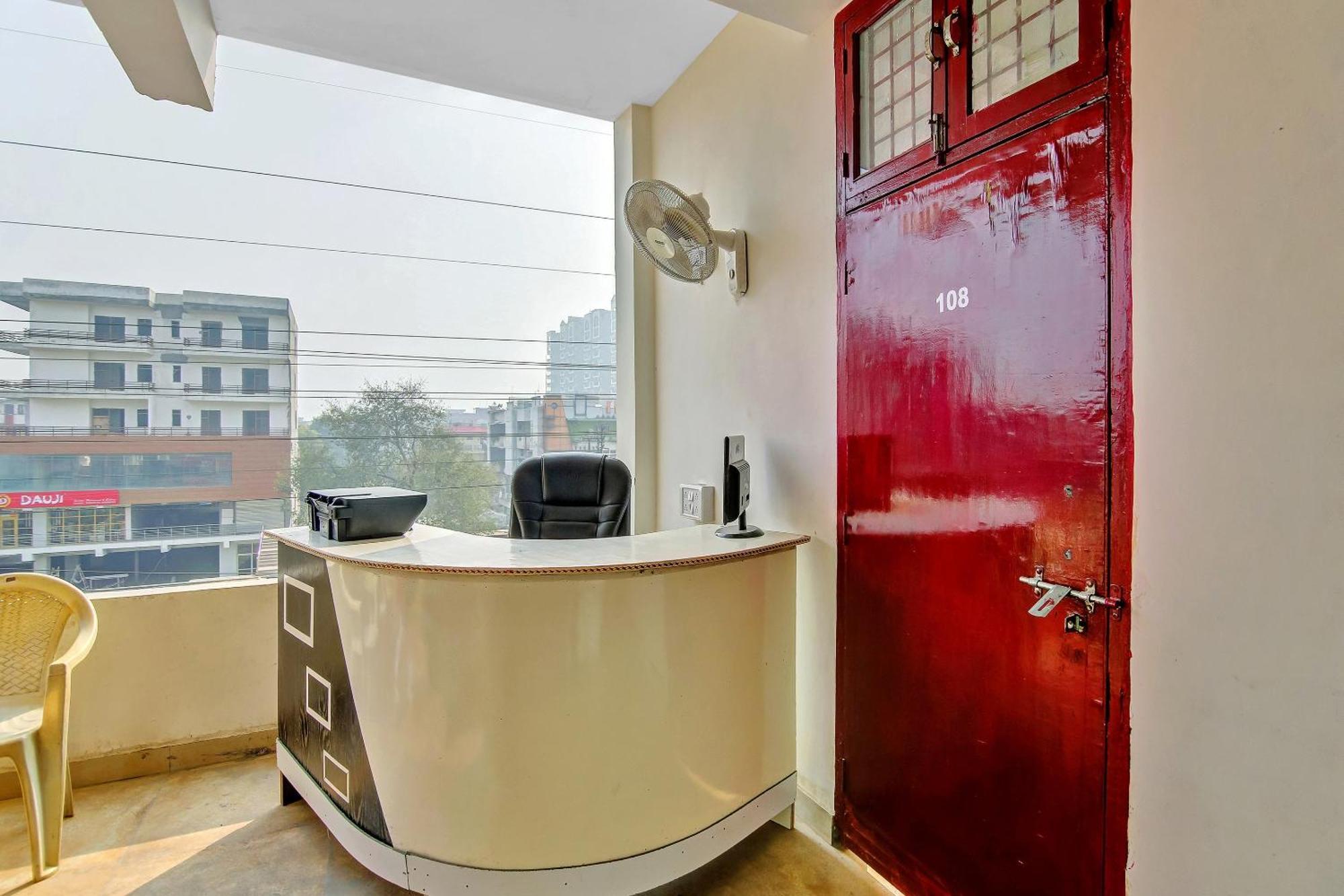 Hotel O Yash Hotel Ghaziabad Eksteriør billede